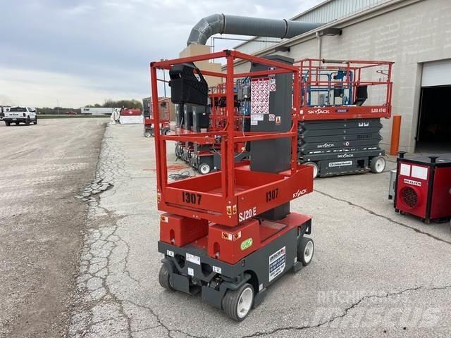 SkyJack SJ20E Vertikālie pacēlāji