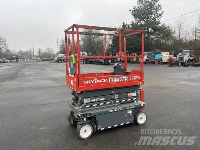 SkyJack SJ3219 Šķerveida pacēlāji