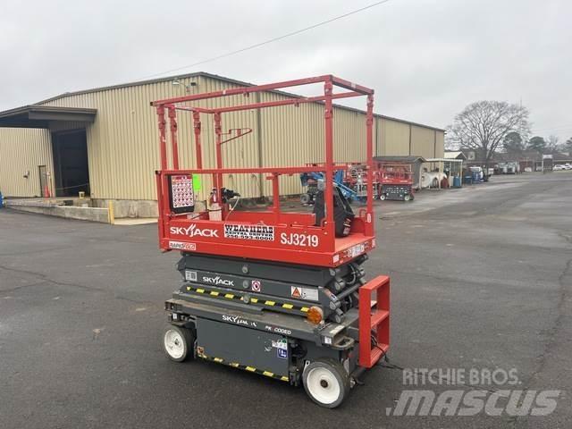 SkyJack SJ3219 Šķerveida pacēlāji