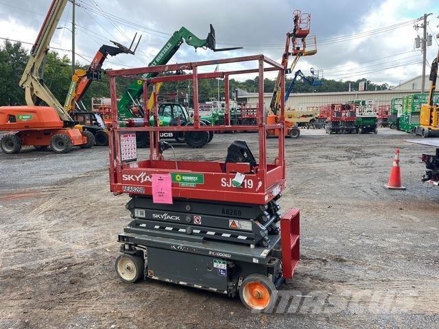 SkyJack SJ3219 Šķerveida pacēlāji