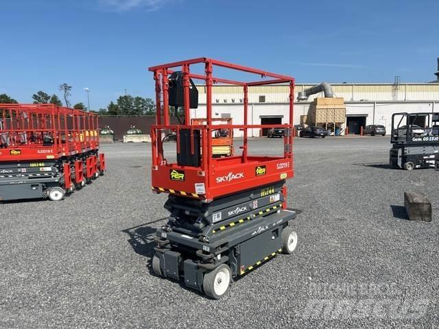 SkyJack SJ3219 Šķerveida pacēlāji