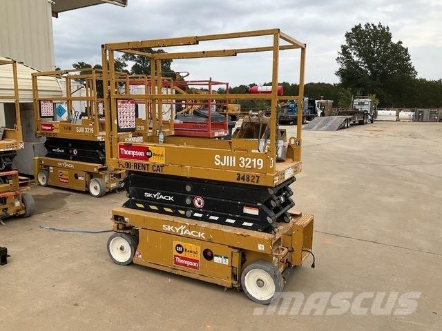 SkyJack SJ3219 Šķerveida pacēlāji