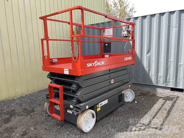 SkyJack SJ4626 Šķerveida pacēlāji