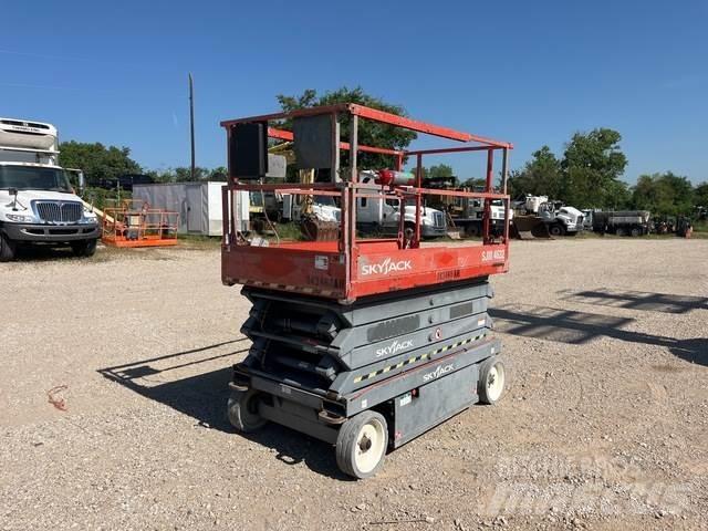 SkyJack SJ4632 Šķerveida pacēlāji