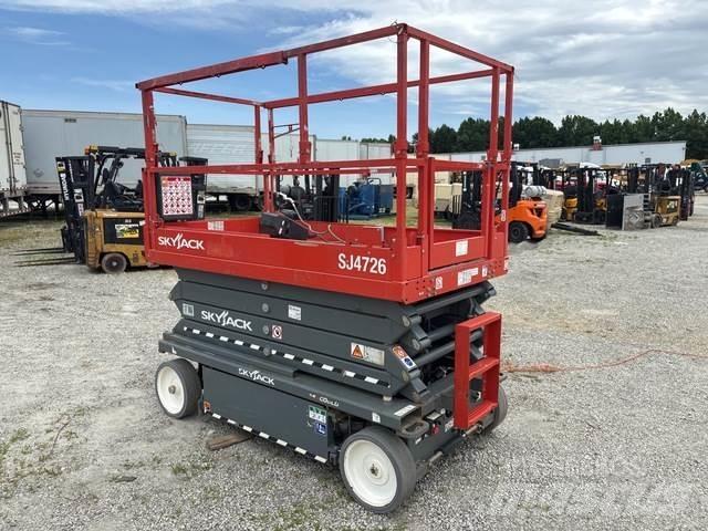SkyJack SJ4726 Šķerveida pacēlāji