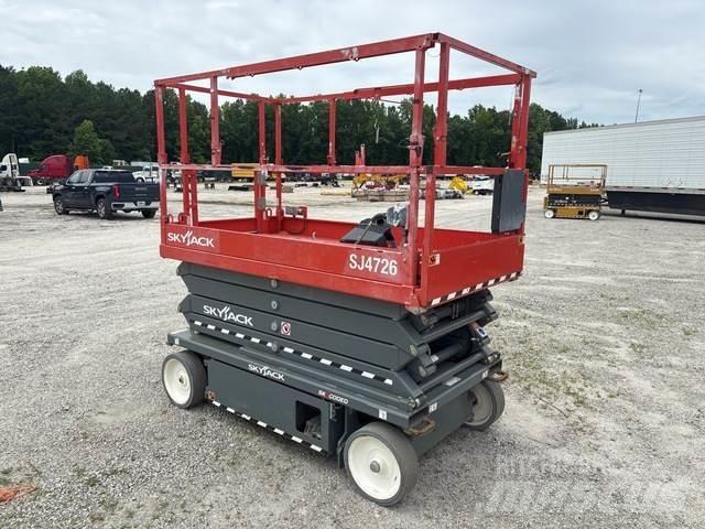 SkyJack SJ4726 Šķerveida pacēlāji