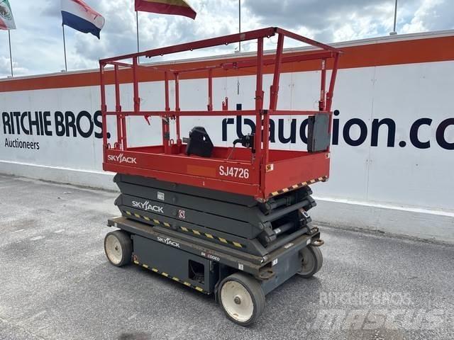 SkyJack SJ4726 Šķerveida pacēlāji