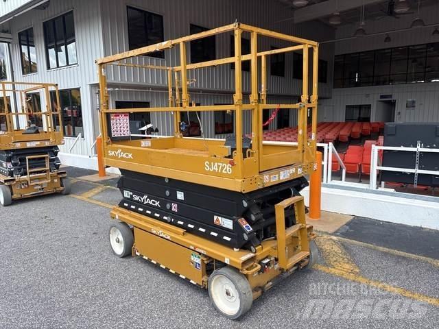 SkyJack SJ4726 Šķerveida pacēlāji