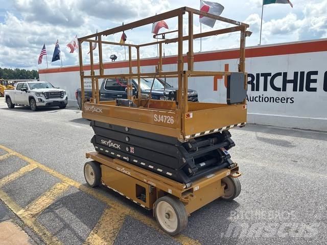 SkyJack SJ4726 Šķerveida pacēlāji
