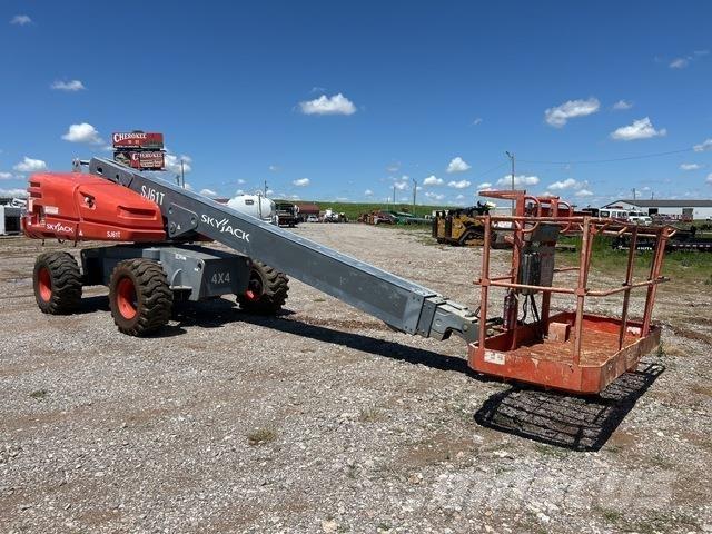 SkyJack SJ61T Teleskopiskie pacēlāji