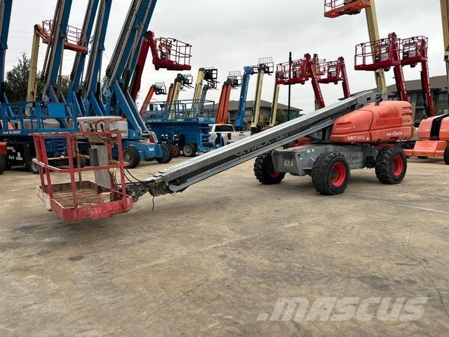 SkyJack SJ61T Teleskopiskie pacēlāji