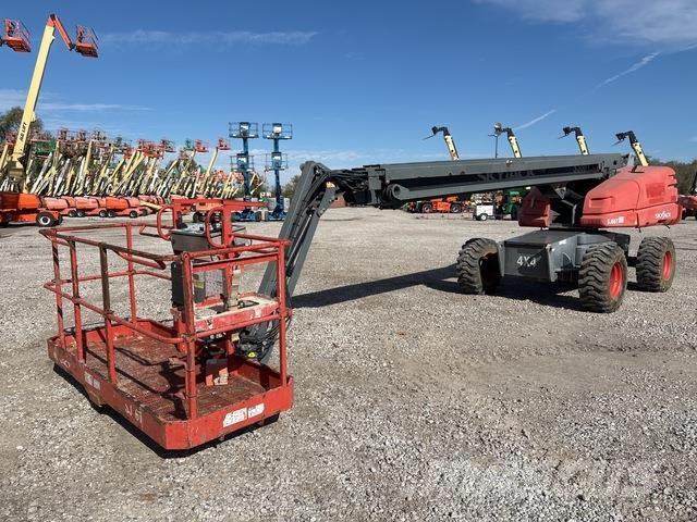 SkyJack SJ66T Teleskopiskie pacēlāji