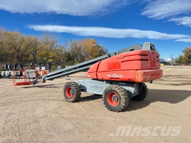 SkyJack SJ66T Teleskopiskie pacēlāji