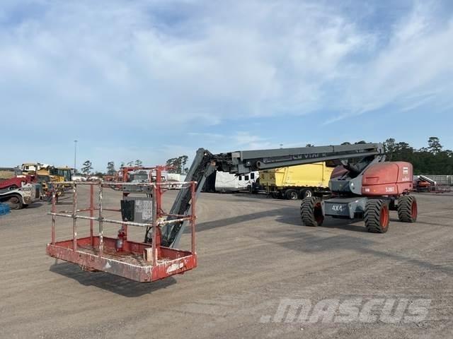 SkyJack SJ86T Teleskopiskie pacēlāji