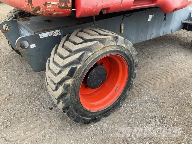 SkyJack SJ86T Teleskopiskie pacēlāji