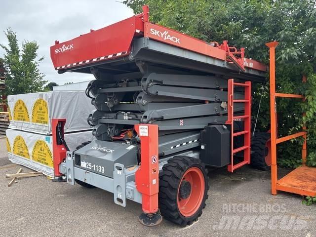 SkyJack SJ9253 Šķerveida pacēlāji