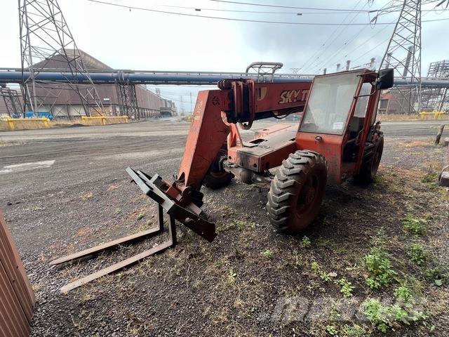 SkyTrak 80422 Teleskopiskie manipulatori