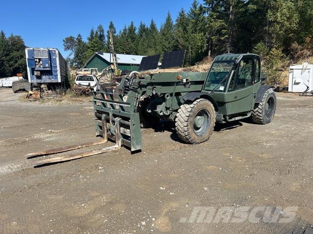 SkyTrak MMV Teleskopiskie manipulatori