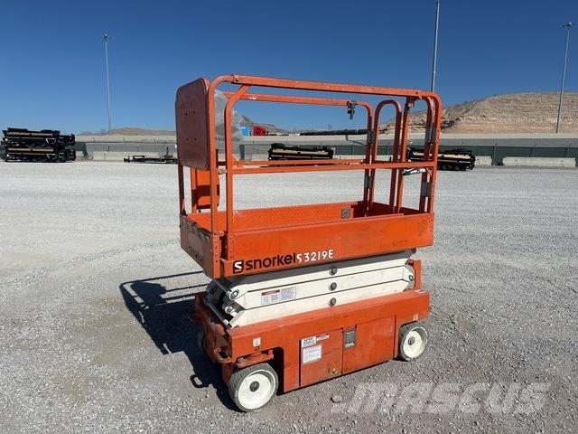 Snorkel S3219E Šķerveida pacēlāji