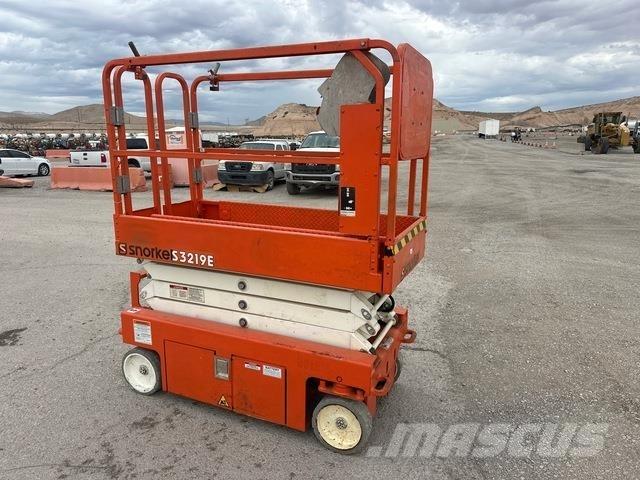 Snorkel S3219E Šķerveida pacēlāji