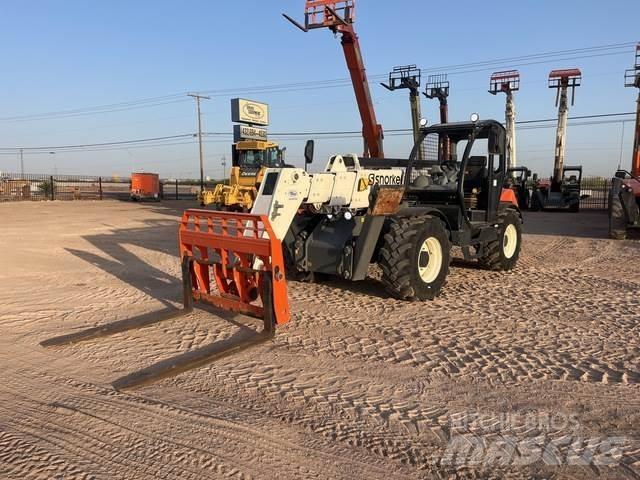 Snorkel SR1054 Teleskopiskie manipulatori