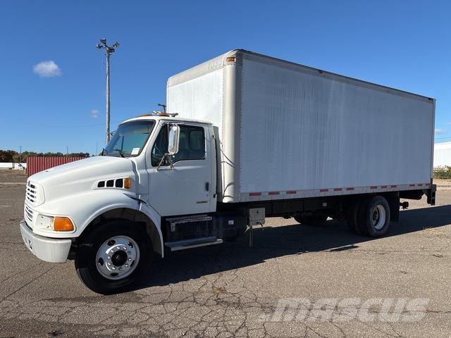 Sterling M7500 Furgons