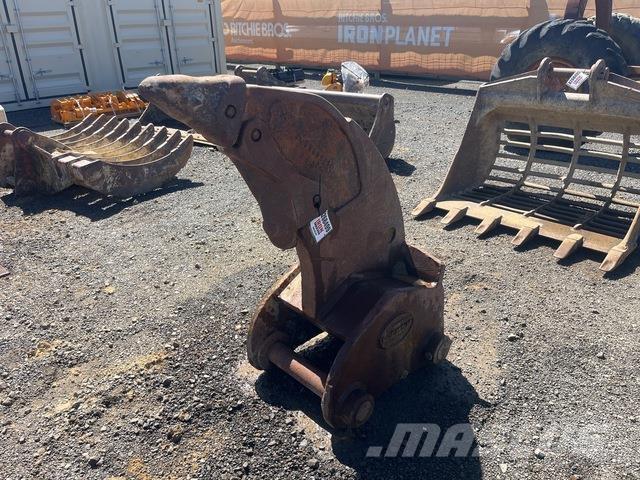 Strickland  Skarifikatori