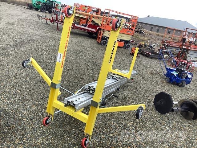 Sumner 2020 Pacēlāji, vinčas un materiālu lifti