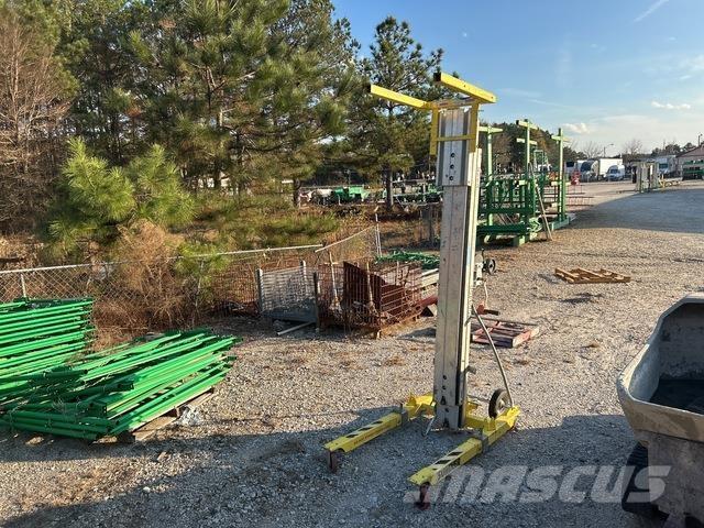 Sumner 2112 Pacēlāji, vinčas un materiālu lifti