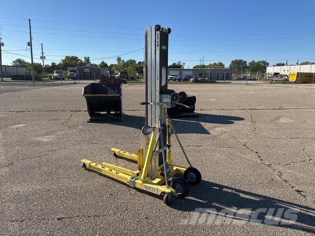 Sumner 2118 Pacēlāji, vinčas un materiālu lifti