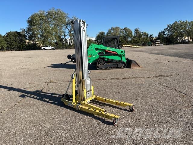 Sumner 2118 Pacēlāji, vinčas un materiālu lifti