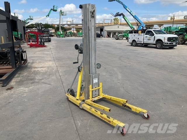 Sumner 2118 Pacēlāji, vinčas un materiālu lifti