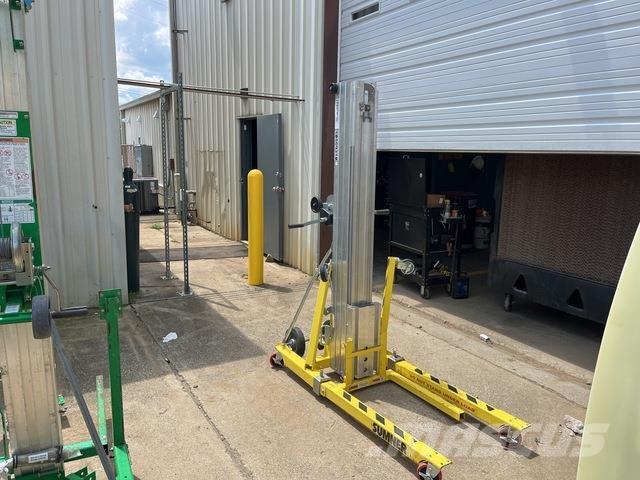 Sumner 2118 Pacēlāji, vinčas un materiālu lifti