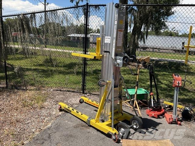 Sumner 2124 Pacēlāji, vinčas un materiālu lifti