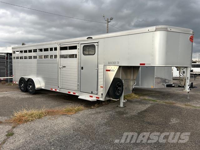 Sundowner  Dzīvnieku transportēšanas piekabes