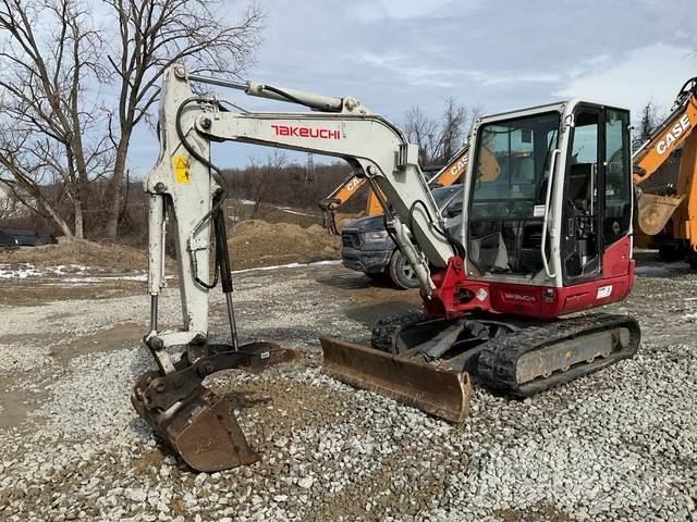 Takeuchi TB240 Kāpurķēžu ekskavatori