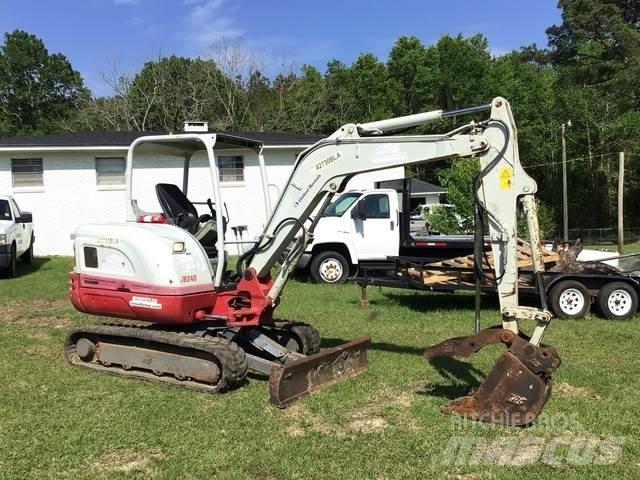 Takeuchi TB240 Kāpurķēžu ekskavatori