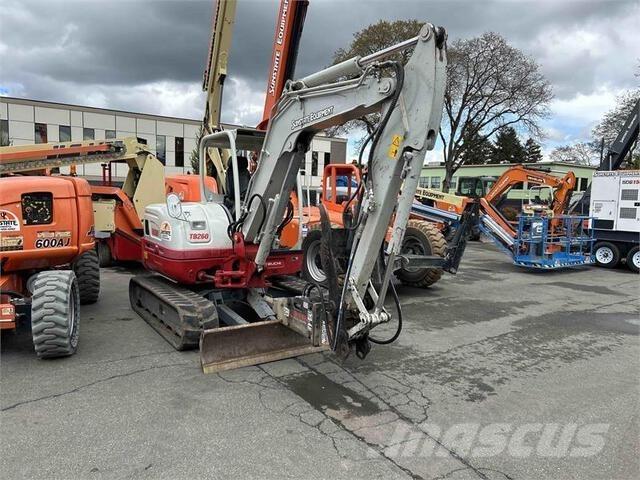 Takeuchi TB260 Kāpurķēžu ekskavatori