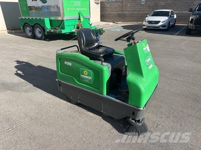 Tennant 6100 Iekštelpu slaucīšanas iekārtas