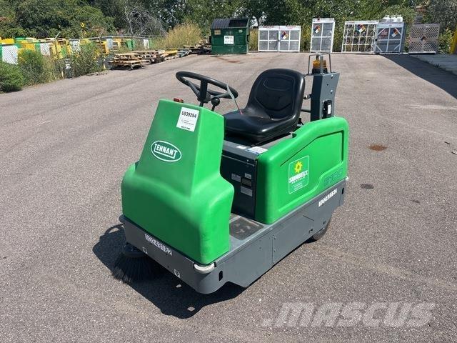 Tennant 6100 Iekštelpu slaucīšanas iekārtas