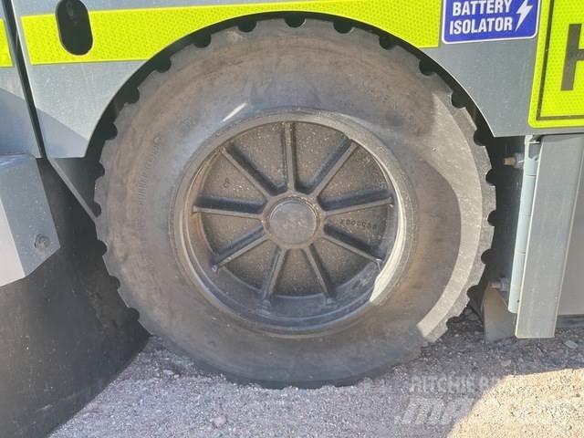 Tennant S30 Būvniecība- Citi