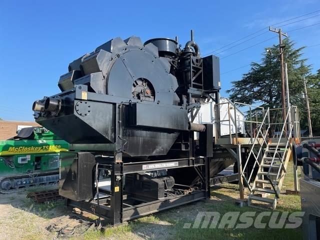 Terex FM120 Ar spiedienu mazgātāju tvertnes
