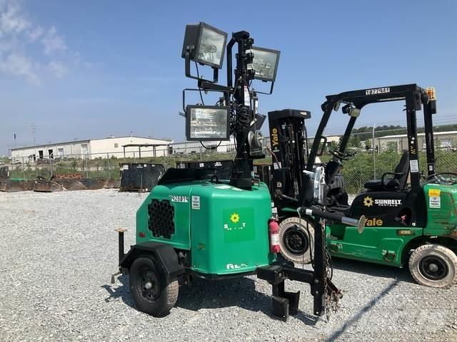 Terex RL4 Gaismas torņi