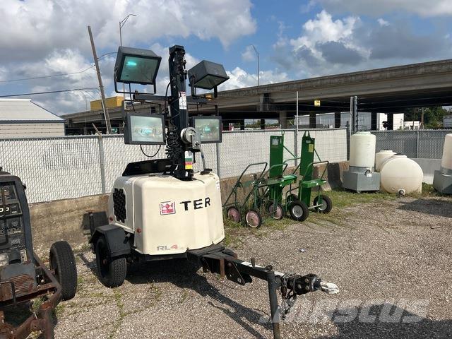 Terex RL4 Gaismas torņi