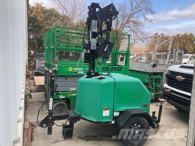 Terex RL4 Gaismas torņi