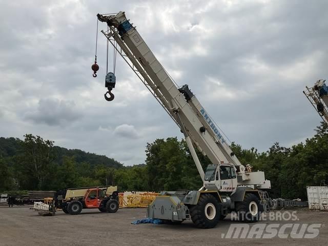 Terex RT780 Celtņi nelīdzenām virsmām