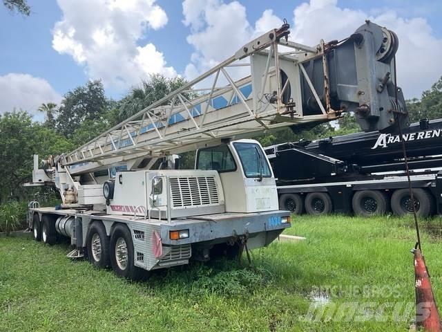 Terex T775 Kāpurķēžu ceļamkrāni