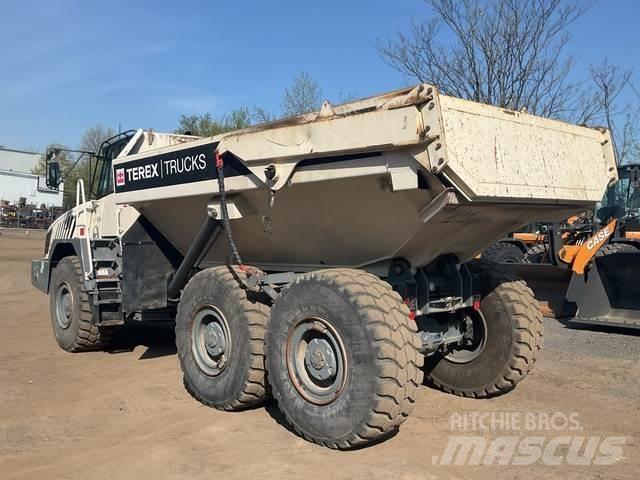 Terex TA300 Artikulētie pašizgāzēji