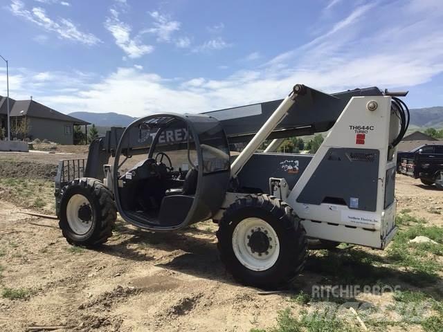 Terex TH644C Teleskopiskie manipulatori