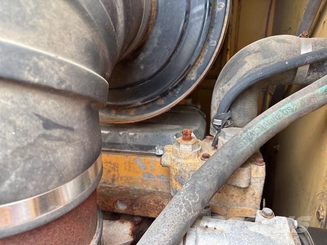 Tigercat M760 Iekrāvēji uz riteņiem